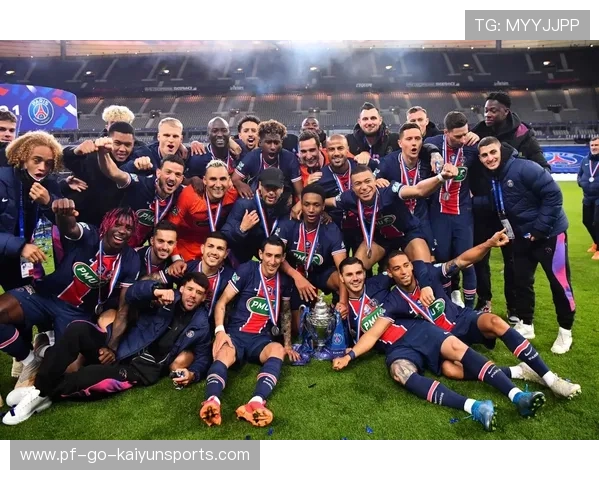 巴黎圣日耳曼持续压迫防线