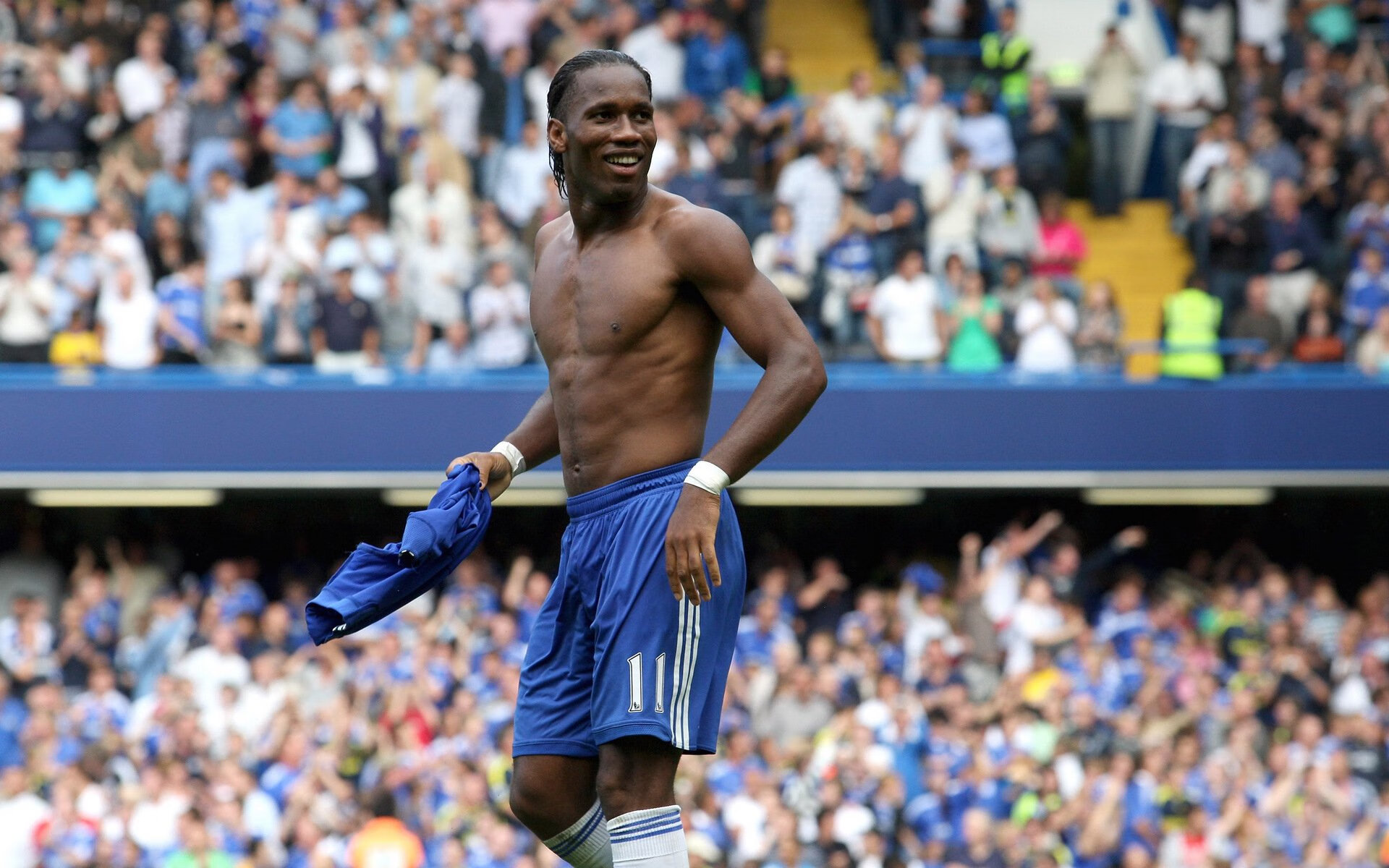 开云真人-“家庭跑步新风潮！牛仔3K亲子跑欢乐开启”